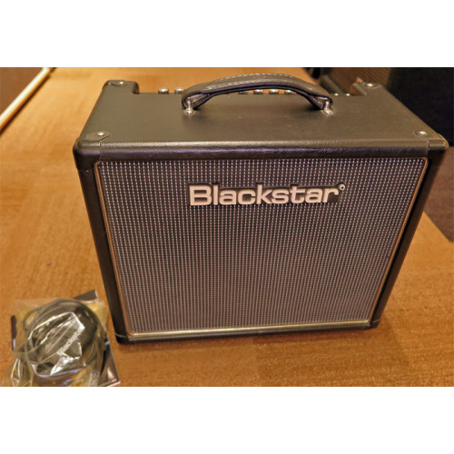 Blackstar HT5R incl footswitch