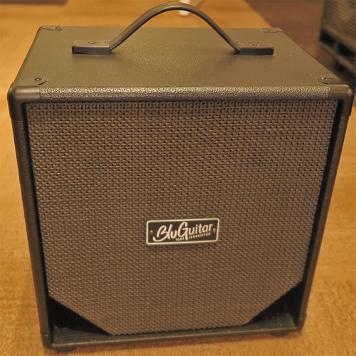 BluGuitar Nanocab