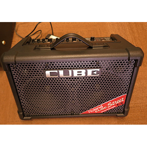 Roland Cube Street XL