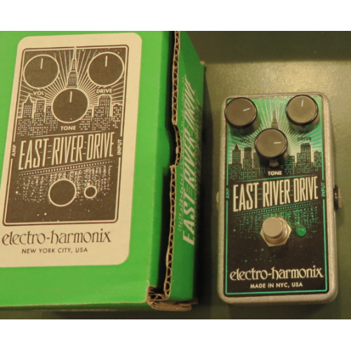 Electro Harmonix East River Drive