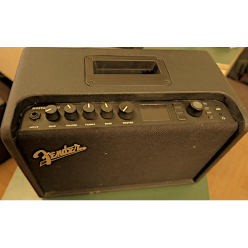 Fender Mustang GT40 combo