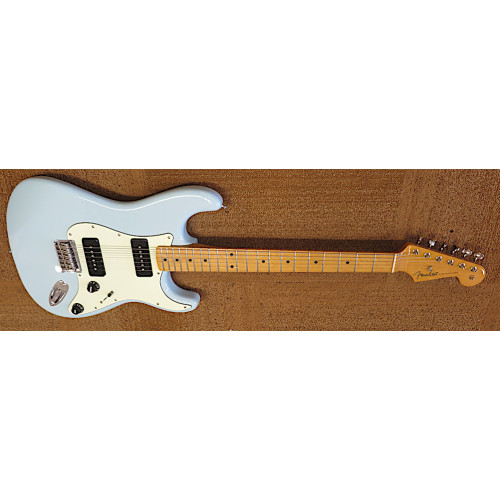 Fender Noventa Stratocaster