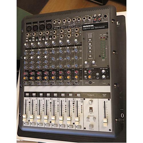 Mackie Onyx 1220 met FW board