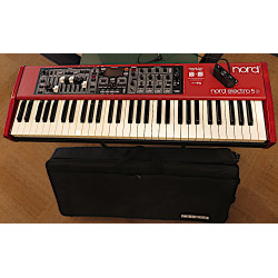 Clavia Nord Electro 5D incl Halfmoon switch, Crumar softcase Clavia Nord Electro 5D incl Halfmoon switch, Crumar softcase