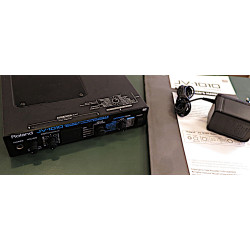 Roland JV1010 synth module