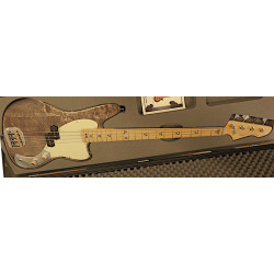 Valiant Jupiter Bass incl koffer